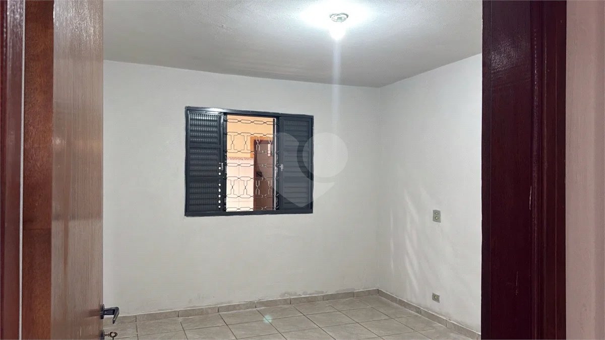 Casa a venda, composta por 2 casas separadas no Jaraguá em Piracicaba - SP.