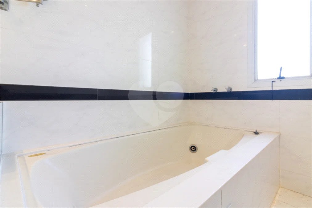 Vila Andrade / Jardim Sul - 4 dormitórios | 2 suítes | 3 vagas | depósito