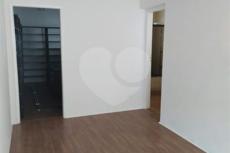 Casa na Vila Monte Alegre com 330m²