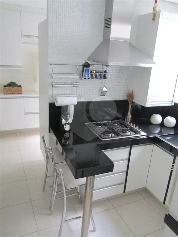 Cobertura Duplex com 126,metros quadrados próximo ao Shopping Pátio Paulista.
