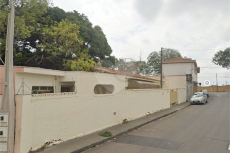 Casa à Venda na Vila Costa do Sol - São Carlos.