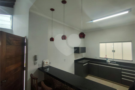 Casa à venda com 3 quartos, sendo 1 suíte,  no condomínio Bosque São Carlos, São Carlos - SP