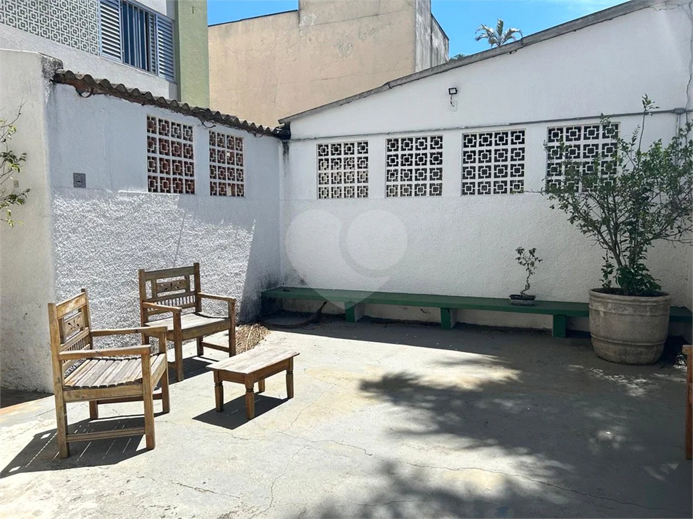 Onde o sossego encontra a praticidade: Seu novo refúgio no Planalto Paulista!Andar alto,vista privilegiada, 2 dormitorios,1 sala,cozinha e banheiro,SEM VAGA.
