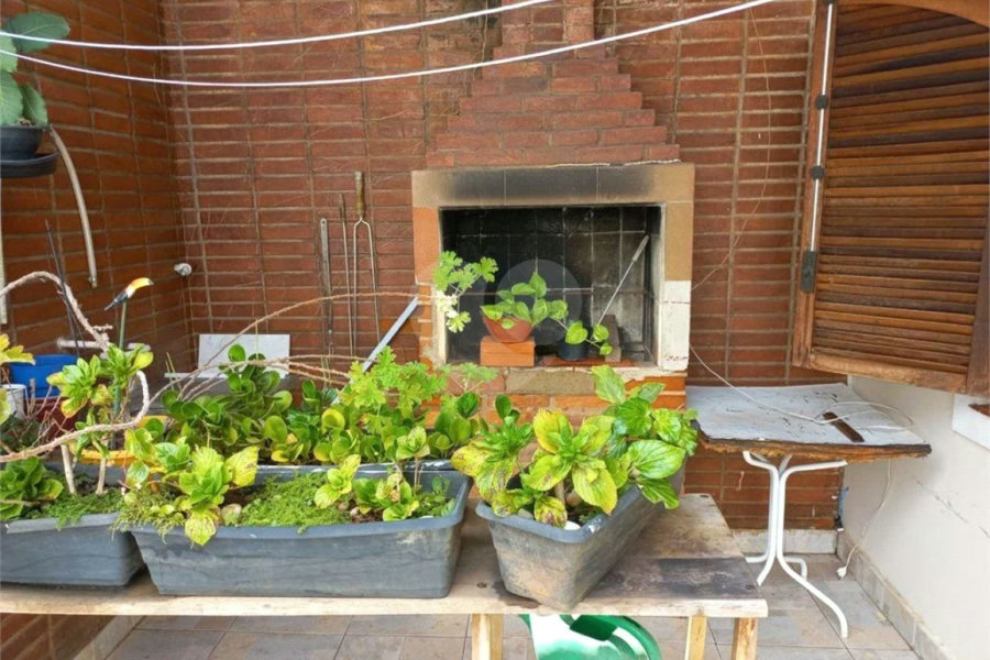 Casa à venda com 3 quartos, sendo 2 suítes, em Jardim Oriental, São Paulo, SP
