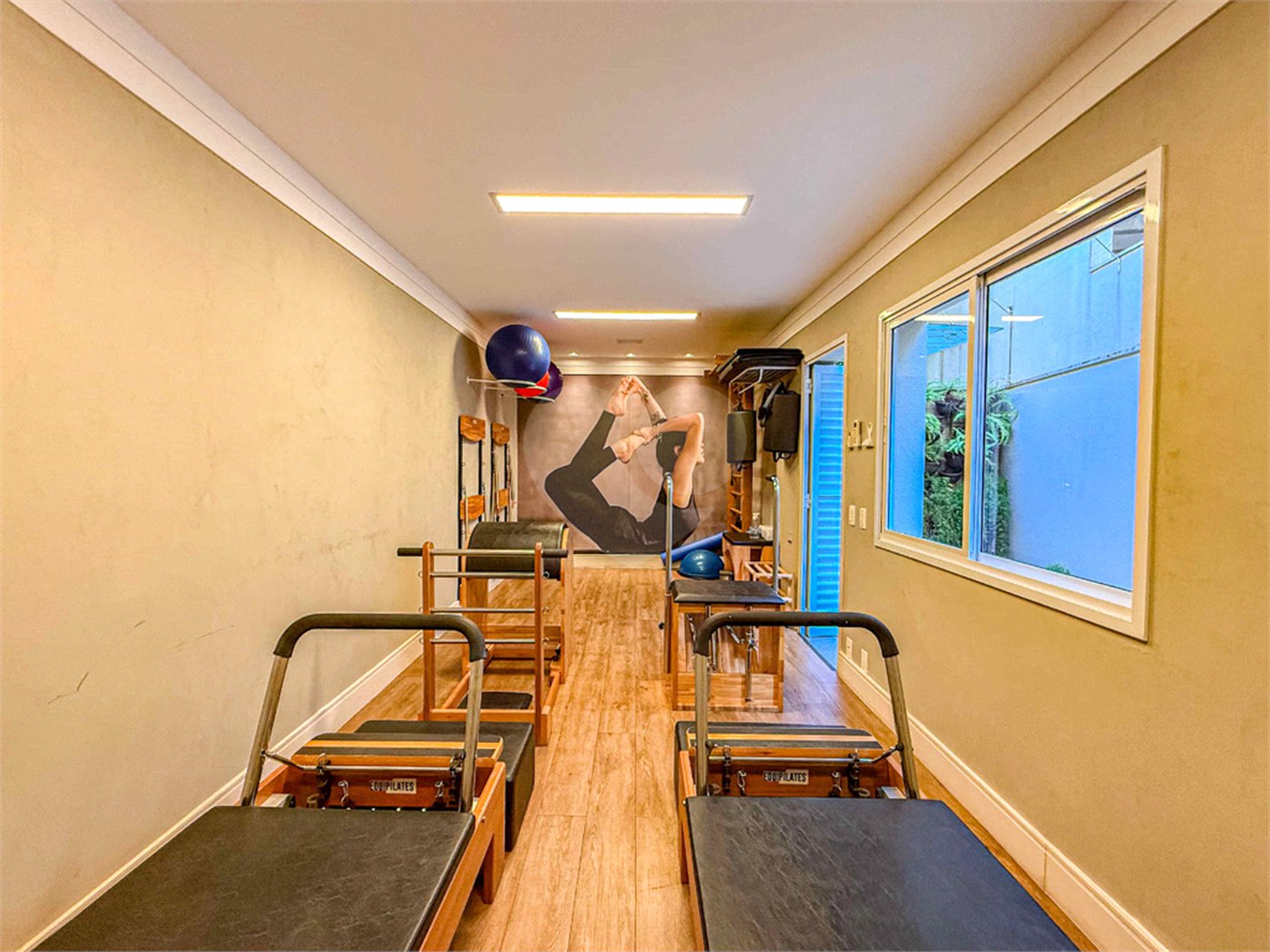 Apartamento para venda em Vila Mariana com 4 quartos, sendo 4 suítes , 250m²