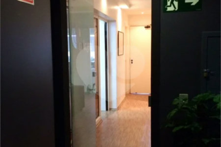 Excelente conjunto comercial com 247 m2 e 8 vagas à venda no Paraíso
