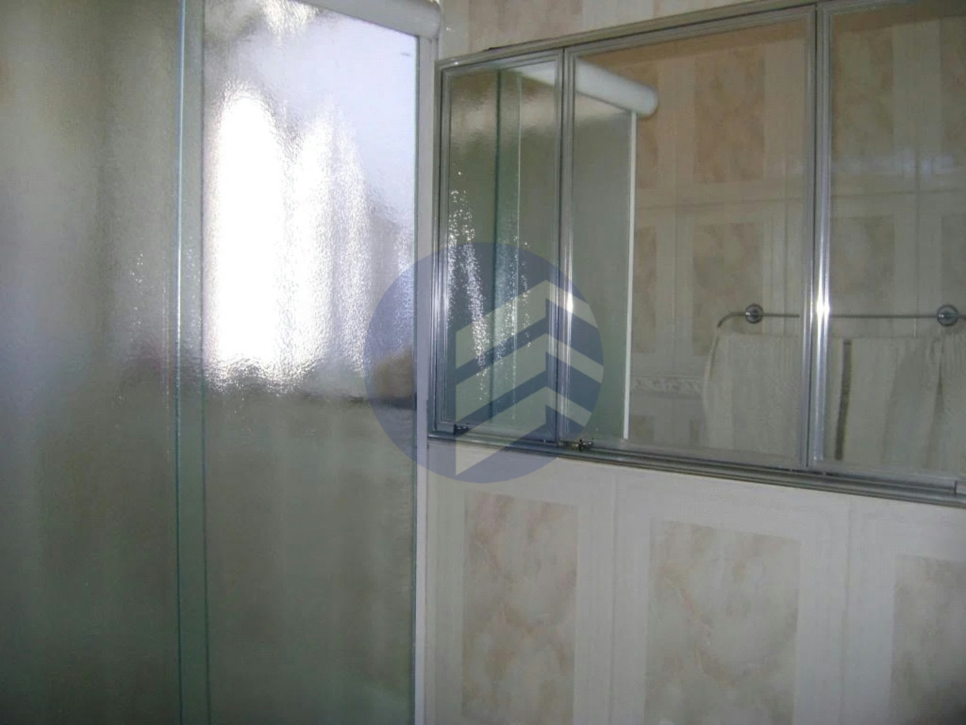 Casa à venda com 3 quartos, sendo 1 suíte, no condomínio Res Green Ville, São Paulo - SP