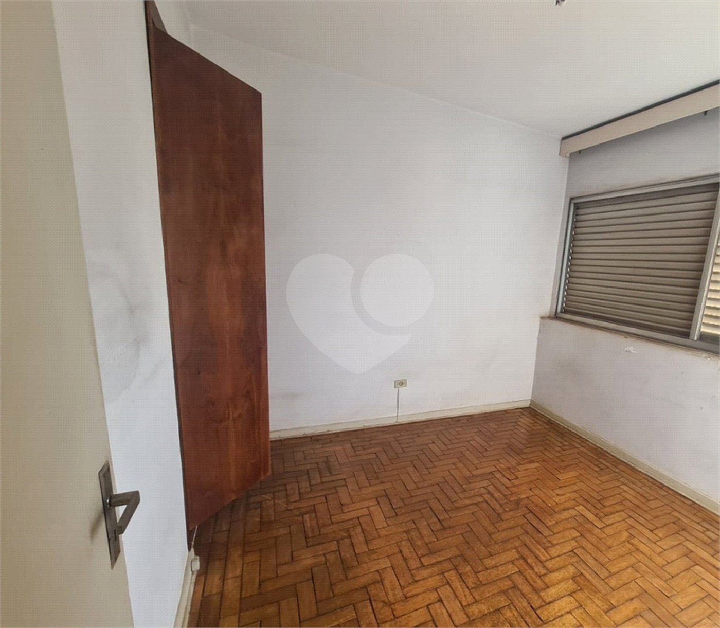 Apartamento no Condomínio Vila Rica.