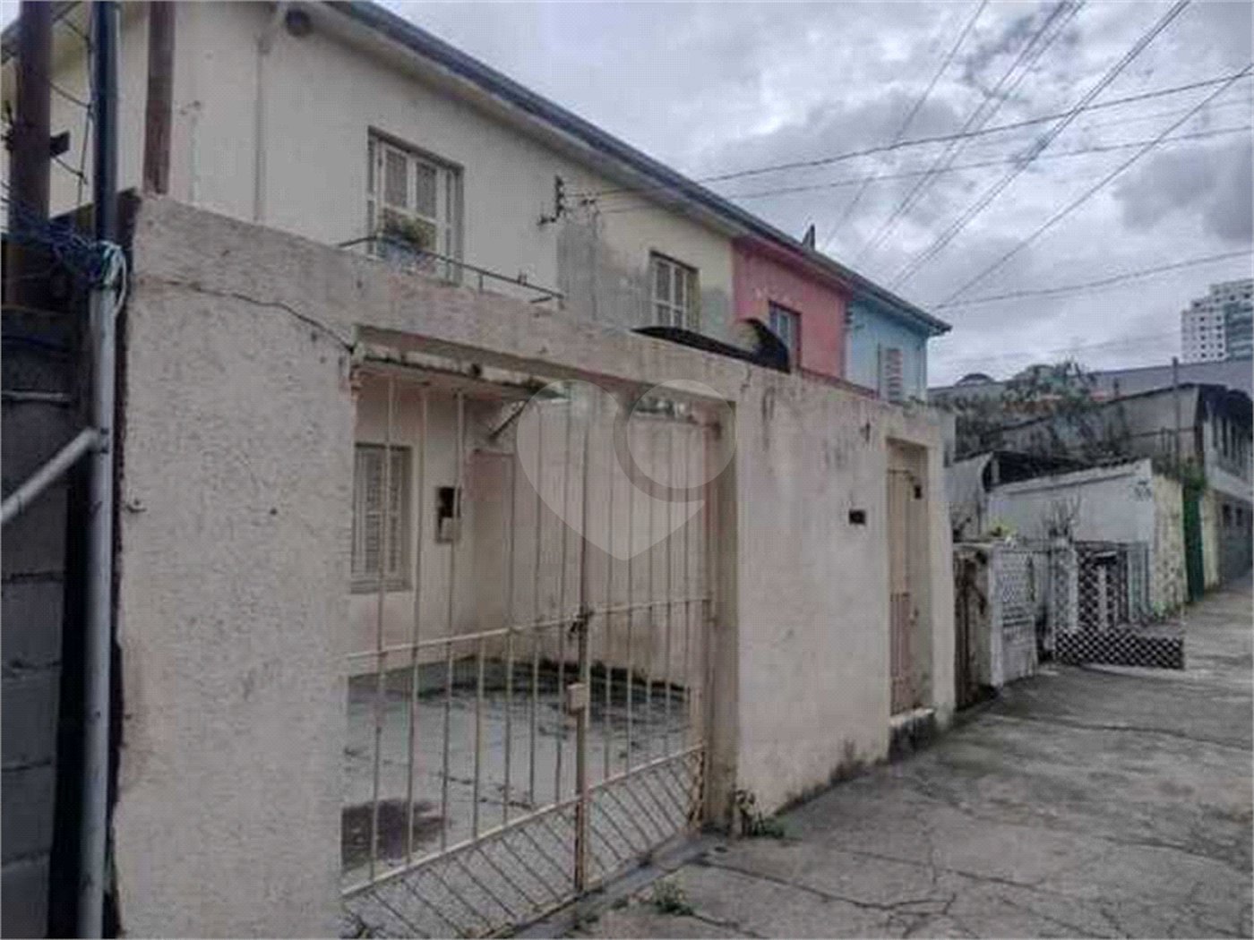 Terreno com 4 casas à venda na melhor região da Mooca, próximo à rua do Oratório!!