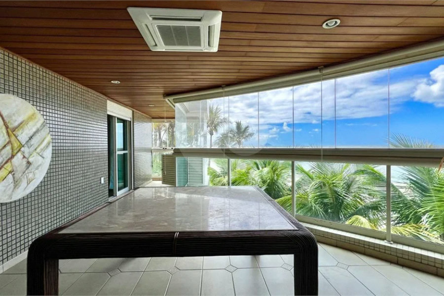 Apartamento à venda com 3 suítes em Riviera de São Lourenço, Bertioga, SP
