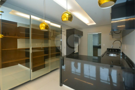 Apartamento à venda com 2 suítes em Itaim Bibi, São Paulo, SP