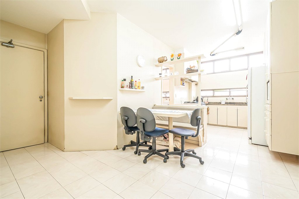 Apartamento à venda no Campo Belo 4 dormitórios 3 vagas