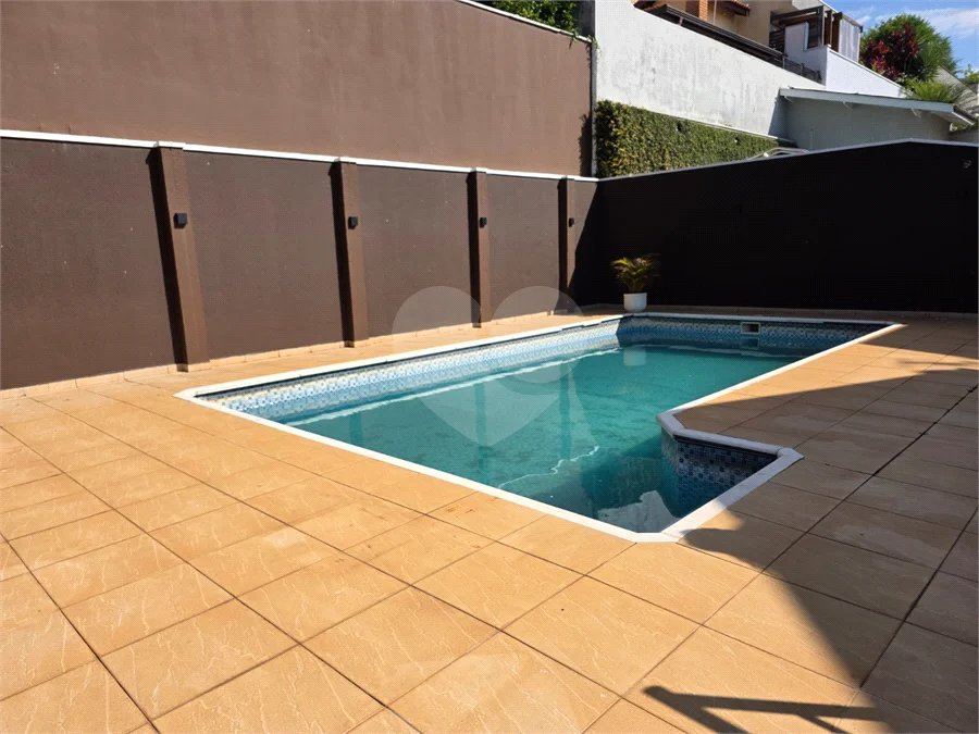 Casa para Locação no Condomínio Recanto dos Paturis em Vinhedo/SP