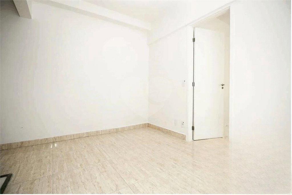 Apartamento à venda com 35m² - Bela Vista