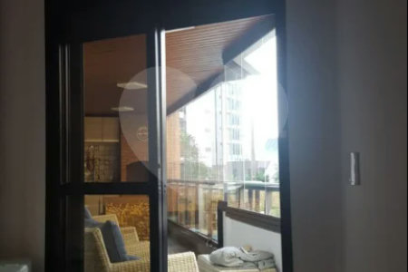 Excelente apartamento à venda no Jardim Anália Franco
