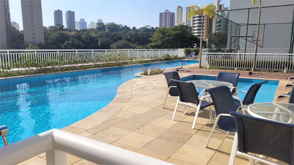 Apartamento à venda com 2 quartos, sendo 1 suíte, em Morumbi, São Paulo, SP