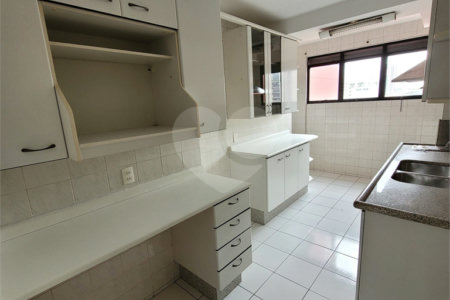 Apartamento de 180 m², 4 quartos (2 suítes), na Vila Mascote: venha conhecer e se encantar!