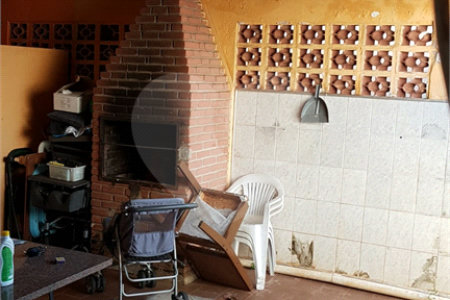 Casa térrea para venda.