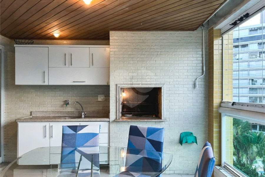 Apartamento à venda com 4 quartos, sendo 2 suítes,  em Riviera de São Lourenço, Bertioga, SP