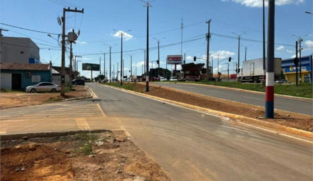 Galpão à venda ou para alugar em Setor Industrial, Balsas, MA