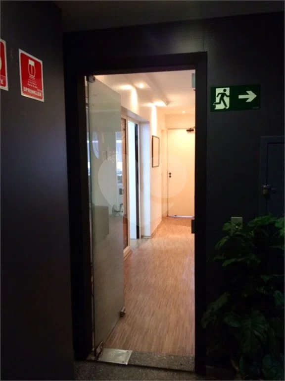 Excelente conjunto comercial com 247 m2 e 8 vagas à venda no Paraíso