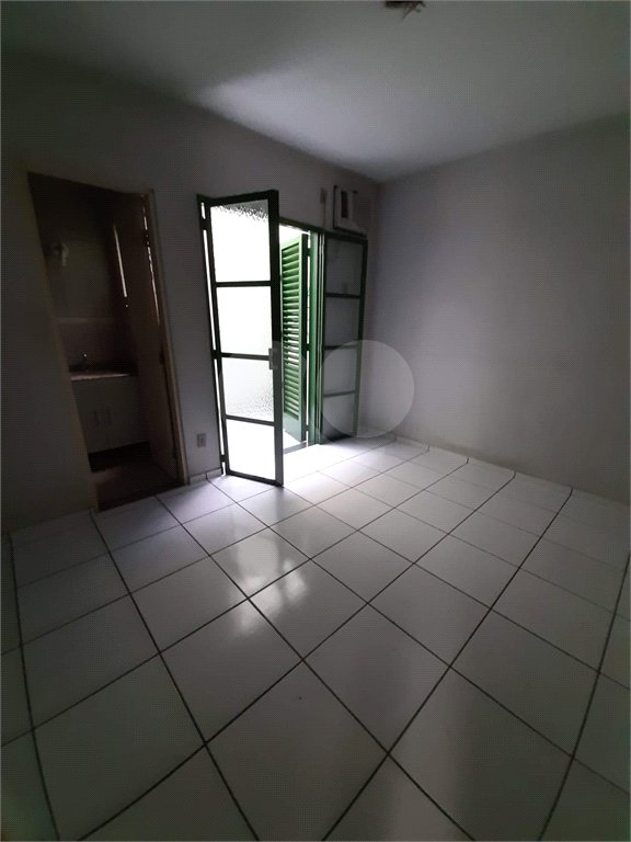 SOBRADO A VENDA, BAIRRO VISTA VERDE, 5 DORMITORIOS SENDO 4 SUÍTES, 2 VAGAS DE GARAGEM, SJC/SP