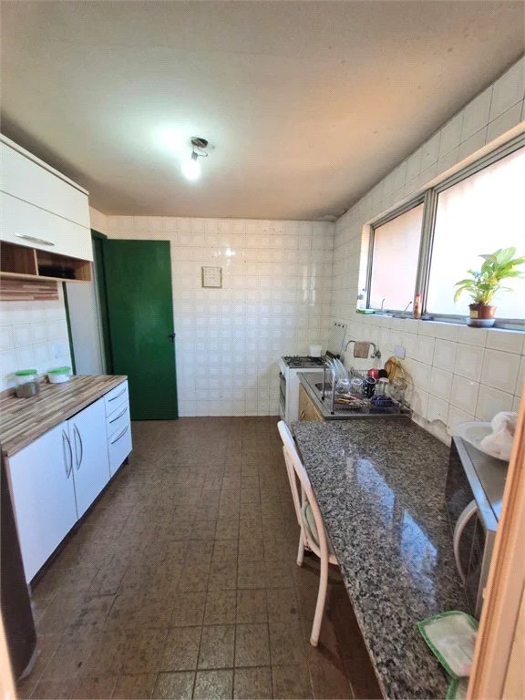 Casa à venda com 3 quartos em Vila Sônia, São Paulo, SP