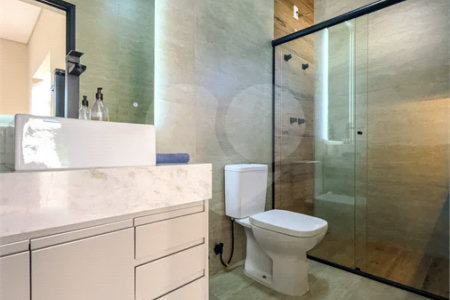 Indaiatuba - Condomínio Milano - Sobrado - 350 m² de terreno - 240 m² de área construída - 4 vagas de garagem, sendo 2 cobertas - Salas de estar e jantar integradas - 3 suítes com closet e varanda no pavimento superior - Escritório no térreo - Espaço gourmet com churrasqueira - Banheiro externo
