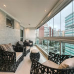 Apartamento à venda com 3 quartos, sendo 2 suítes,  em Riviera de São Lourenço, Bertioga, SP