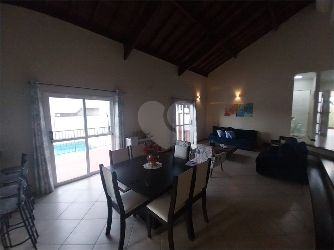 Casa Térrea Disponível para Locação e Venda no Condomínio Vilaggio Capriccio