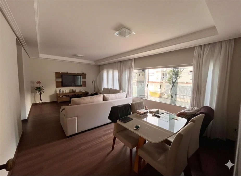 Casa com 367m², 3 dormitórios, 9 vagas, à venda na Vila Santa Teresa - Sto André.