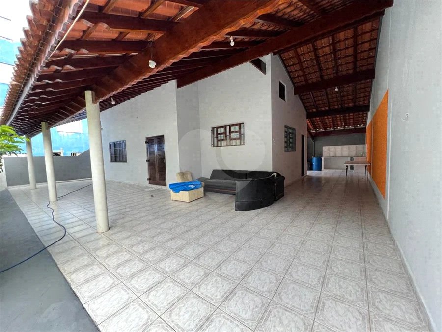 CASA NA PRAIA A POUCOS PASSOS DO MAR TERRENO AMPLO E EXCELENTE ESPAÇO PARA TODA A FAMÍLIA