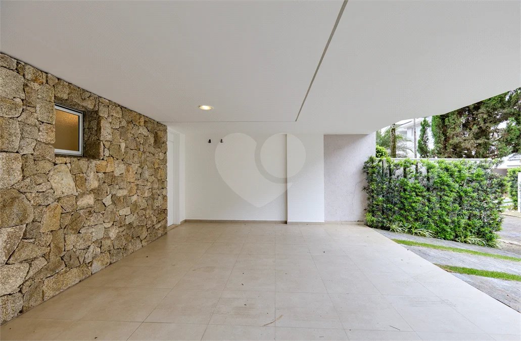 Casa de condomínio 4 suítes a venda no Alto da Boa Vista