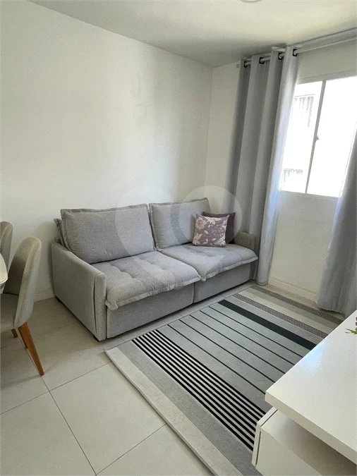 Apartamento a Venda com 2 Dormitórios Jaraguá / SP