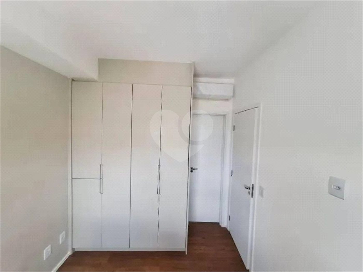 Apartamento com 1 quarto e 1 vaga para locação na Liberdade próximo ao Hospital A. C. Camargo na Liberdade!