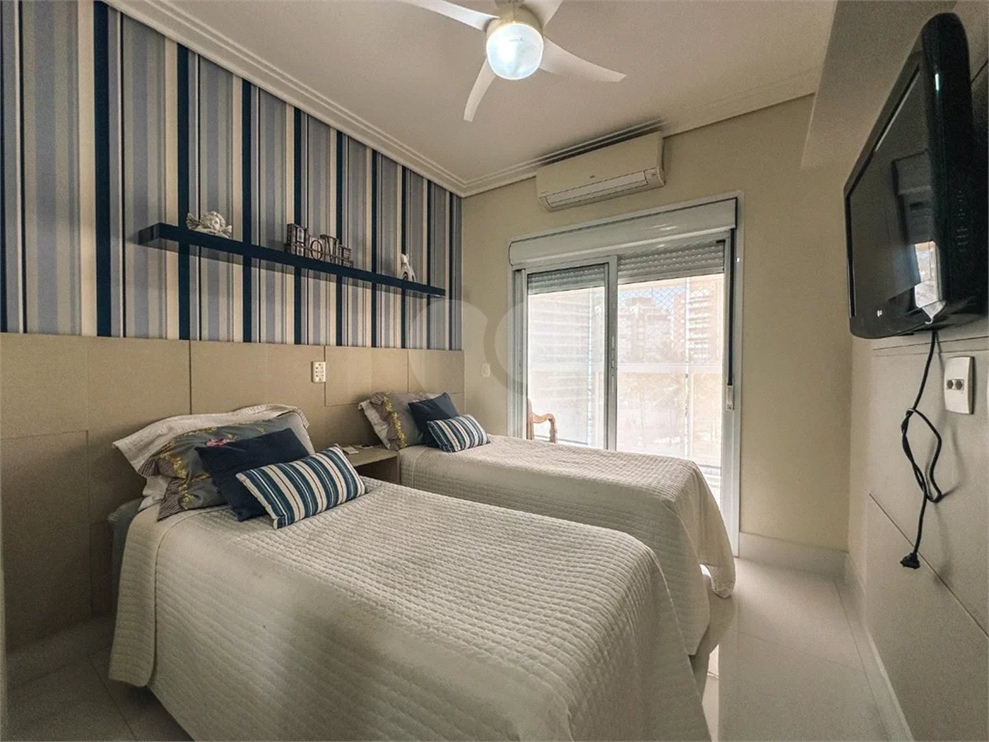 Apartamento à venda com 4 suítes em Riviera de São Lourenço, Bertioga, SP