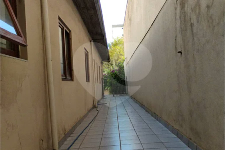 Vende-se ou Aluga-se Casa com 400 m2 na Vila Mascote
