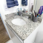 Apartamento de 02 dormitórios sendo 1 suíte