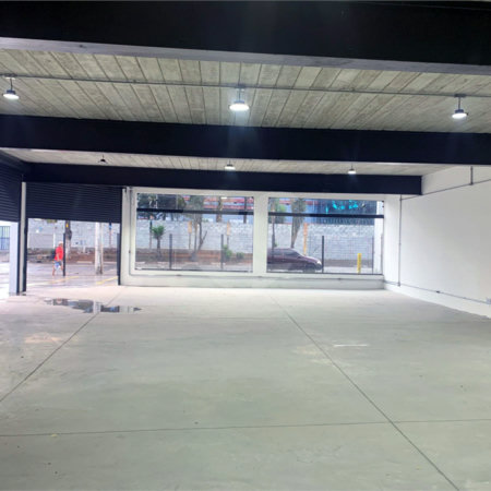 PRÉDIO / GALPÃO COMERCIAL À VENDA OU LOCAÇÃO Jardim Arapongas • Guarulhos/SP