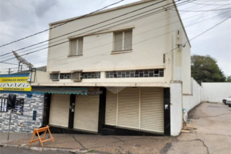 Prédio Comercial na Av. São Carlos - Excelente Oportunidade no Centro da Cidade