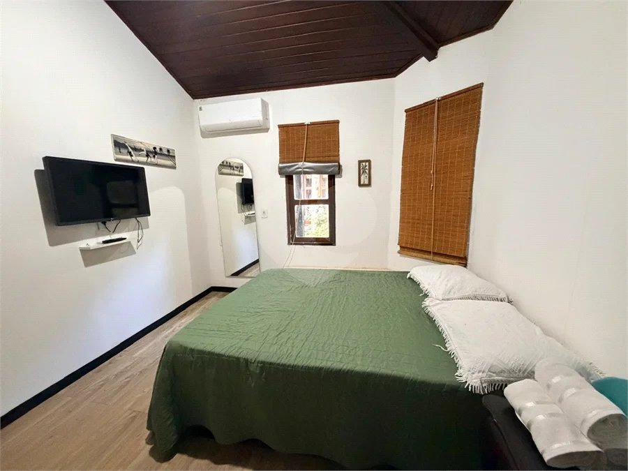 Casa à venda com 2 quartos, sendo 1 suíte, em Geribá, Armação dos Búzios, RJ
