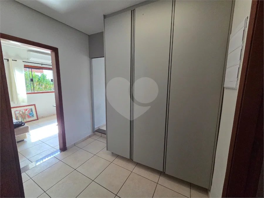 Casa com 3 dormitórios e piscina no Condomínio Cafezal VI em Itupeva SP