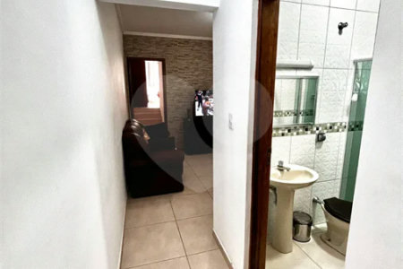Casa com 2 quartos na Vila Brasileira em Mogi das Cruzes/SP