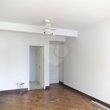 Apartamento com uma suíte na Bela Vista