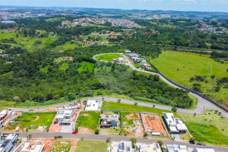 Terreno à venda no condomínio Residencial Campo de Toscana, Vinhedo - SP