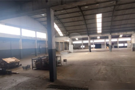 Excelente Galpão Industrial e Comercial em Jundiaí com AVCB e Zoneamento ZR3