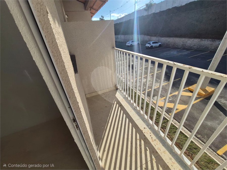 Indaiatuba - Sp - Vila Vic Florença - R$ 290.000,00 - Apartamento de 48m²,, no andar de cima, dois quartos, um banheiro, cozinha e sala, uma vaga de garagem. Condomínio fechado. Apartamento está do jeito que foi entregue . Area de lazer no condominio - Área do condomínio: Churrasqueira