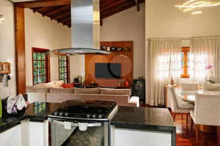Casa com 2 dormitórios à venda, 156 m² - Guaçu - São Roque/SP