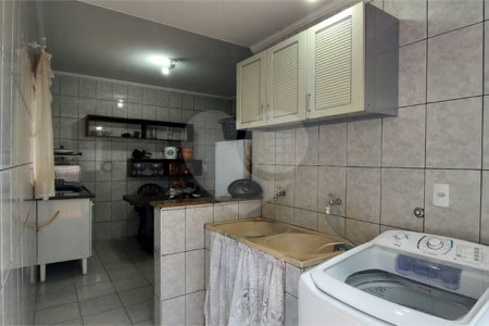 Casa à venda com 5 quartos, sendo 1 suíte, em Jardim Santa Paula, São Carlos, SP