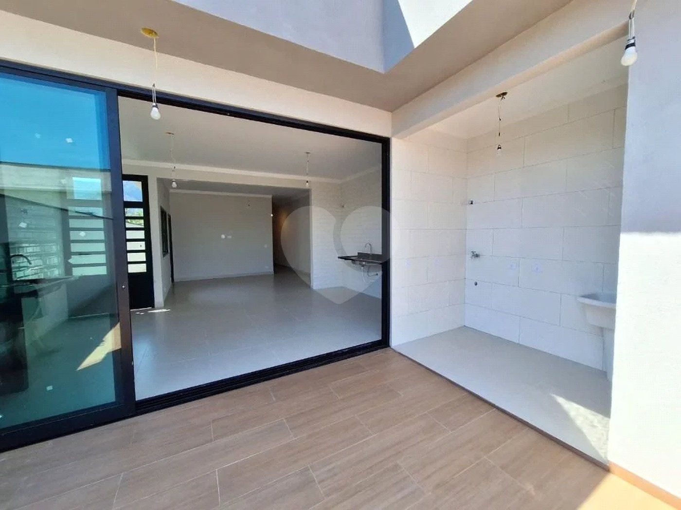 Casa à venda com 3 quartos, sendo 1 suíte,  em Morada da Praia, Bertioga, SP